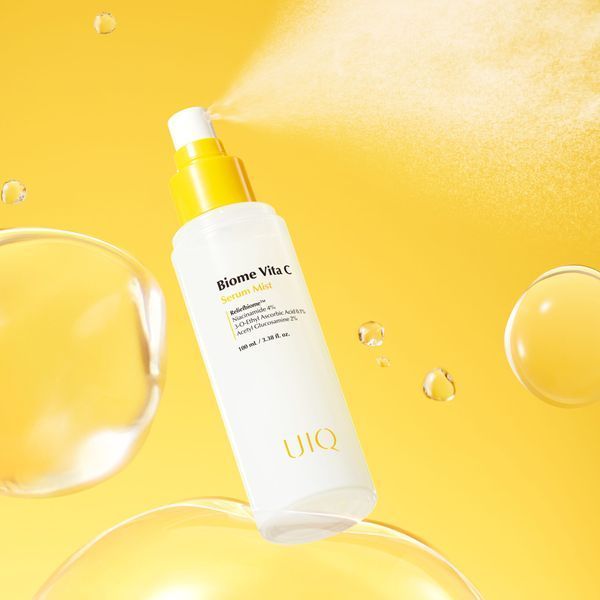 Освітлювальна спрей-сироватка UIQ Biome vita C serum mist, 100мл a8a-4b4 фото